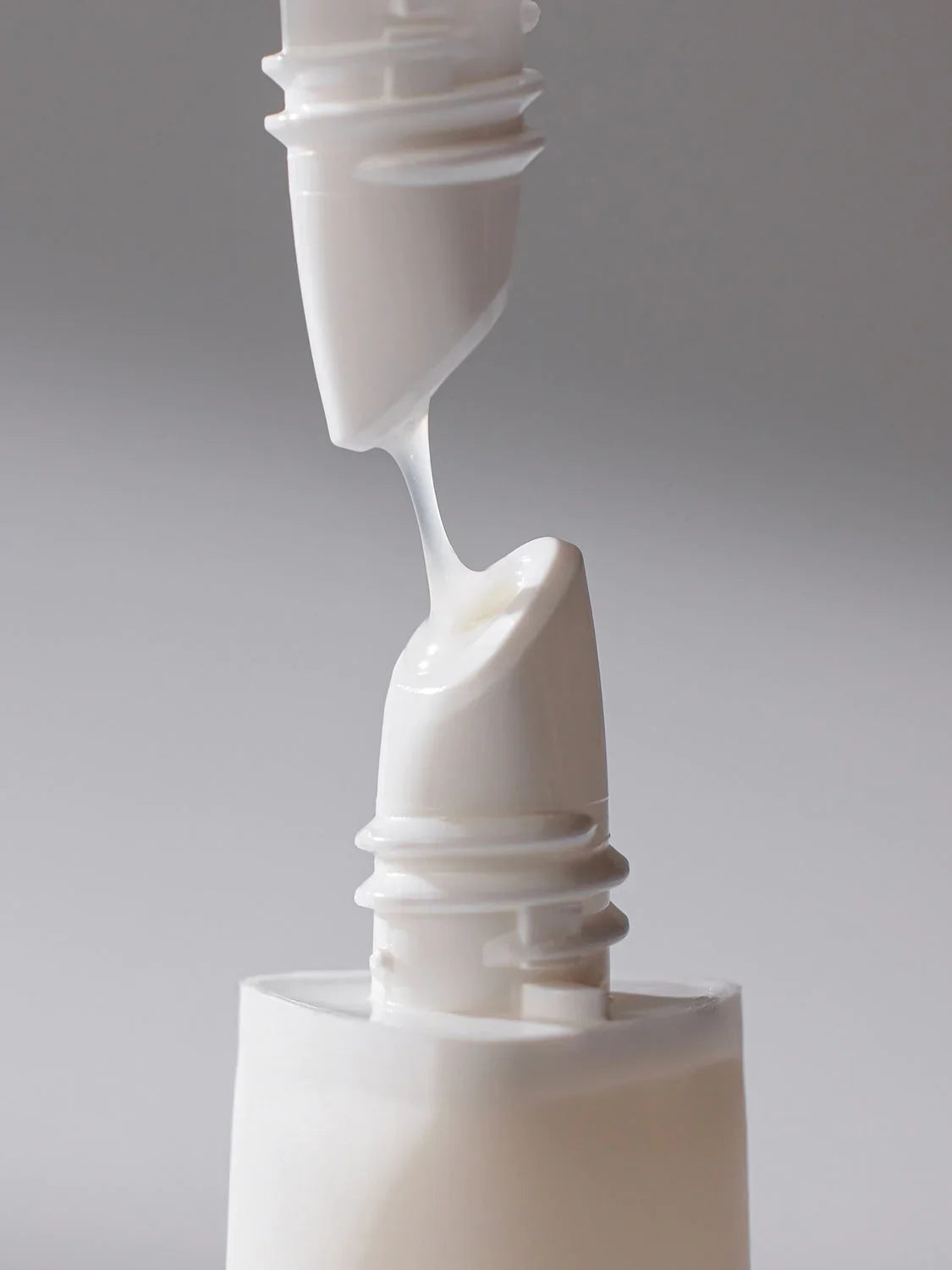 Lip Sun Protector V10 HYAL SPF15- Balsamo labial con protector solar 7mL